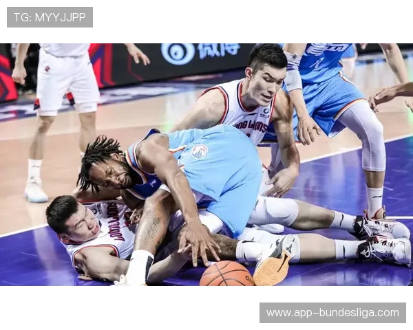 新疆新帅别德夫·格兰主场首秀，率队大胜江苏