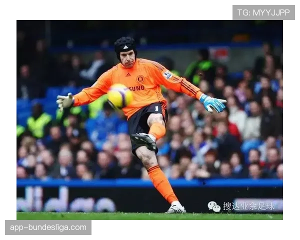 深度：高位防线与门将角色演变——论现代门将在发起反击中的第一脚触球